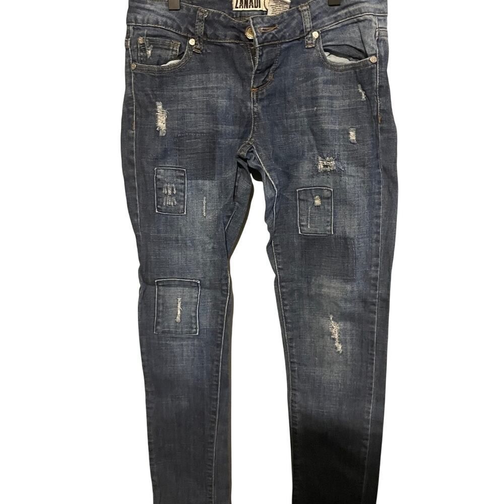 Zanadi size 5 juniors jeans, distressed
